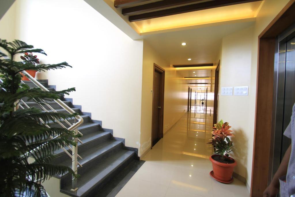 شيردي Hotel Sai Smaran المظهر الخارجي الصورة